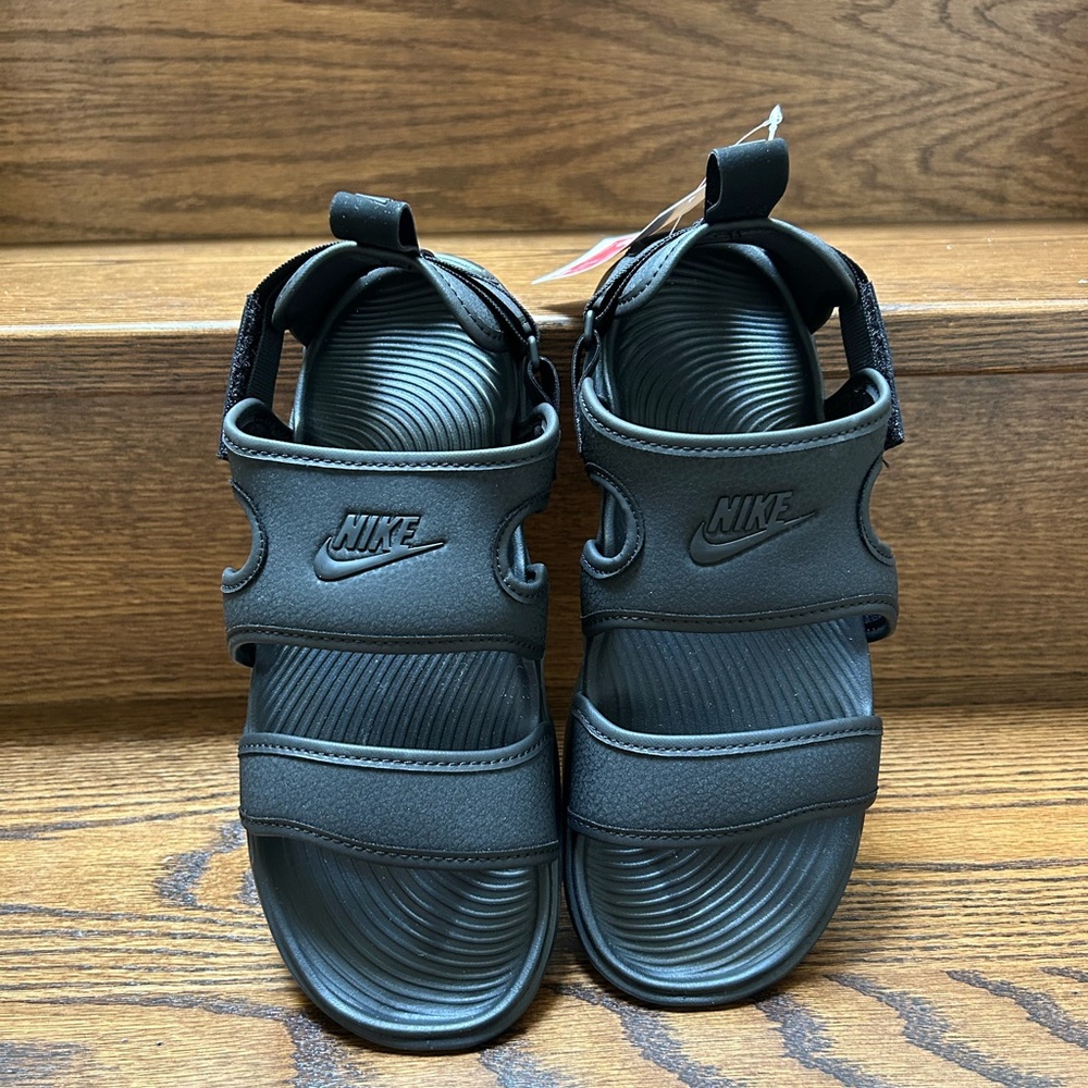 Brand new Nike sandals